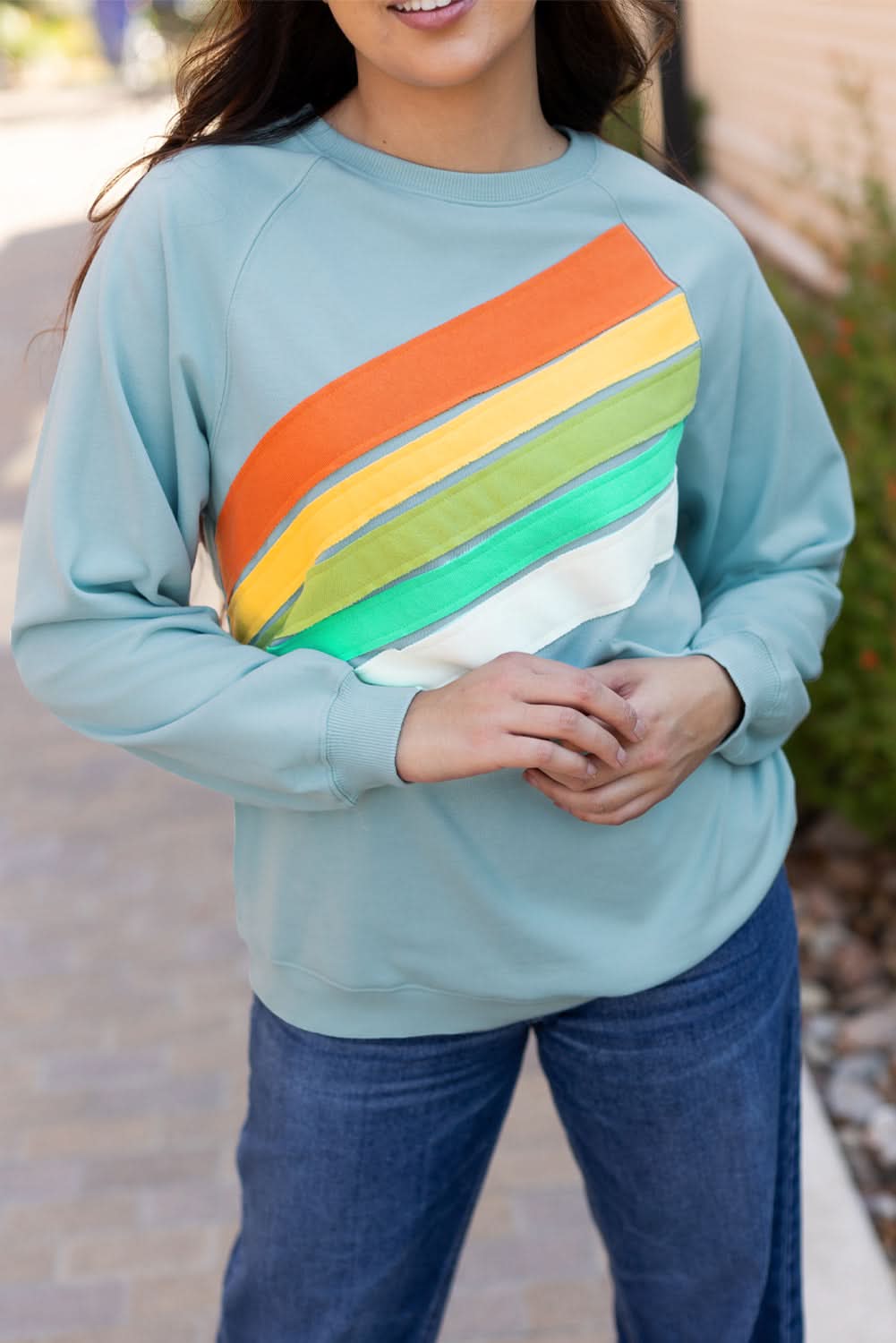 Vibrant colorblock sweatshirt - Love Salve